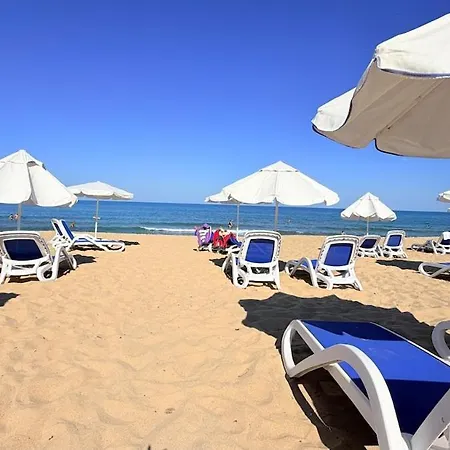 Panoramic Sea & Pool Views - C204 Апартаменти