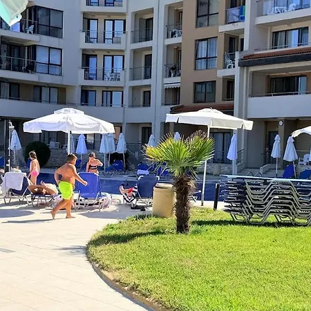 Апартаменти Panoramic Sea & Pool Views - C204